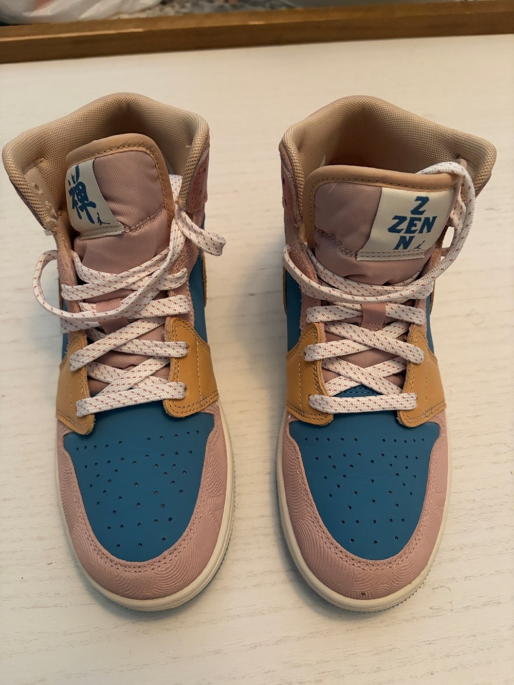 Nike Kids High-Top Sneakers in Blue, Pink, Tan